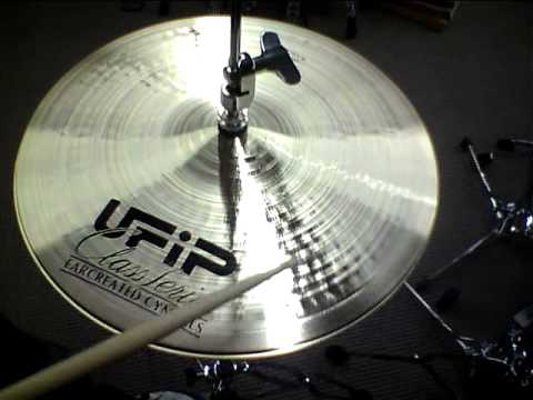 *SOLD* - UFIP Class Series 13" Medium Hi Hats - t880 / b1085 grams