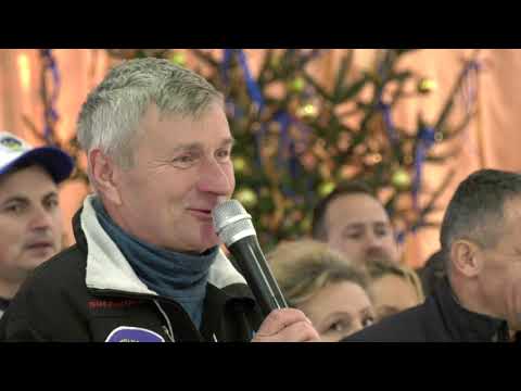 A Hatvani Gigászok megnyitották saját jégpályájukat