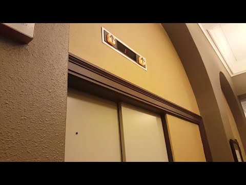 Dover Traction Elevator @ The Suites at Waterfront Plaza - Duluth, MN