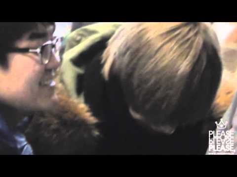 120106 cuddly & snug Taemin fancam @Gimpo Airport (OTW to Japan)