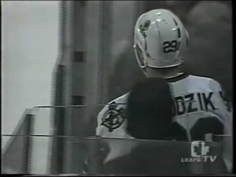 1986 First Round - Toronto vs. Chicago, Game 1, PART 1