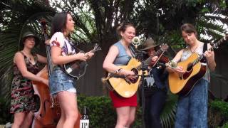 Della Mae - Mabeline