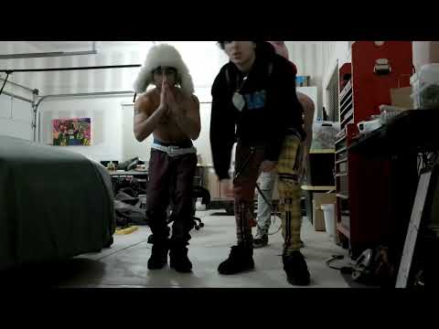 Mike Saatchi - christmaxxing w/ ljp2900 + Azrael (Official Music Video)