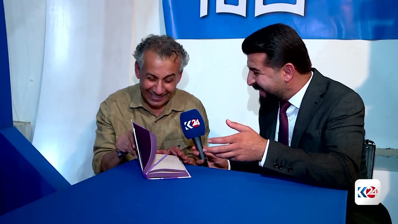 ڤیدیۆ | ئازەر شیعرێکی تەڵعەت تاهیر دەخوێنێتەوە و ئەویش دەڵێت، کە سەرم سپی بوو زۆرم پێناخۆش بوو