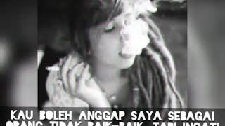 Download lagu Story WA Cewek Perokok mp3