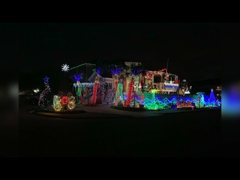Mazoch family gets the whole community involved in Christmas lights display
