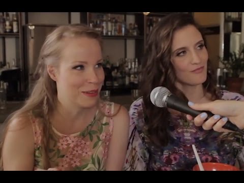 download lagu mp3 mp4 Julie Lake, download lagu Julie Lake gratis, unduh video klip Julie Lake