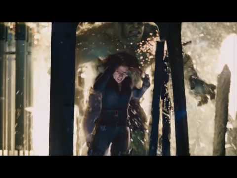 The Avengers fight: Black Widow Vs The Hulk Vs Hawkeye
