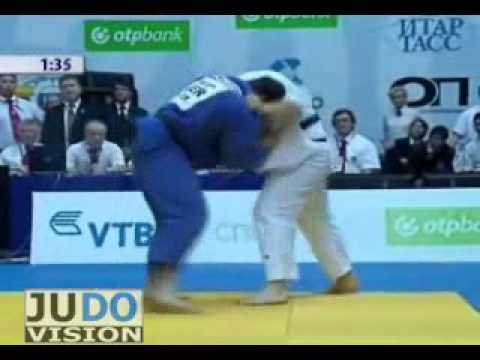 JUDO 2009 Grand Slam Moscow: Andreas Toelzer (GER) - Alexander Mikhailin (RUS)