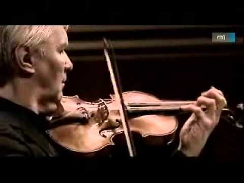 Kern András vezényli Beethoven hegedűversenyét (Part 2).avi