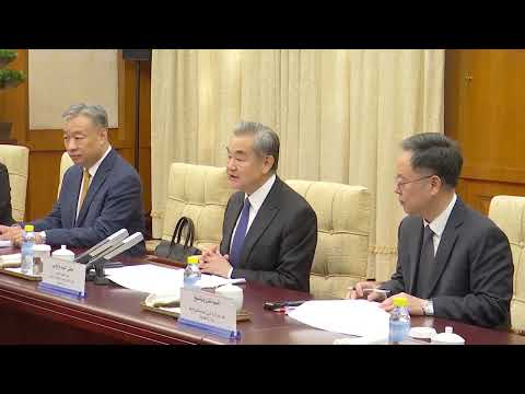 Глава МИД КНР Ван И провёл переговоры с министром иностранных дел Сирии