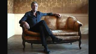 Ian Gillan   Rock Radio Ian Gillan talk about   Black Sabbath , And The Butterfly Ball  Royal Albert Hall October 16th 1975