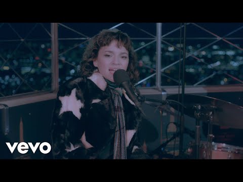 Norah Jones - Let It Be (Live At The Empire State Building)