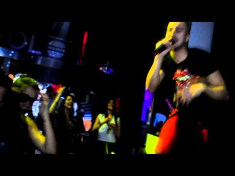 Traffic House ft Alberto Malleiro - Dejate llevar (Directo)