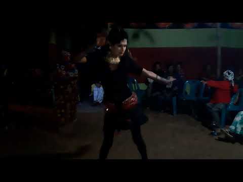 Ang Ang Pharkey Pakistani Song By Dancer Toma