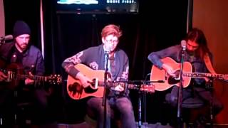 Brett Dennen - Out of My Head (KRVB Acoustic Radio Session)