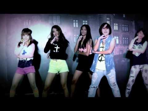 "Duchess" cover 4minute @ audition "Teen Pointer Halloween Cover Dance Contest 2013"