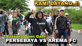 Download lagu Euphoria of Bonek's Arrival at the Open Gate of Persebaya vs Arema FC at GBT Stadium mp3