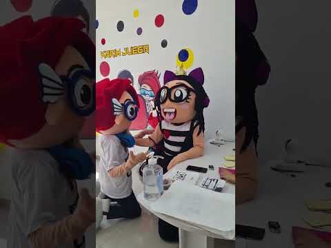 Kori y Luki 🤪 #karimjuegaoficial #viral por  Karim Juega Show