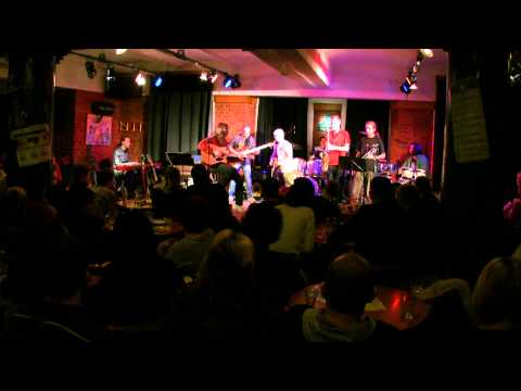 BANDABAND - NĚKDY SE JDU OPÍT