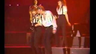 Johnny Hallyday  Le feu. Bercy 1987.flv