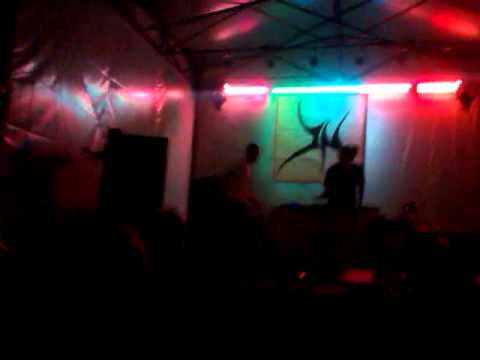 D-MENTAL b2b BOOGIEMAN @ BACK 2 BASS , MAIMUNARNIKA [29/08/2013]