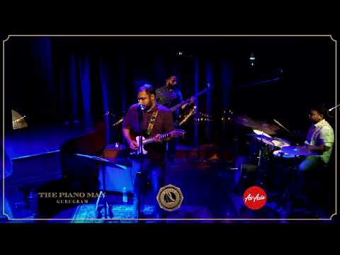 Running Out On Me - Robben Ford (Gurugram - 19th March 2022)