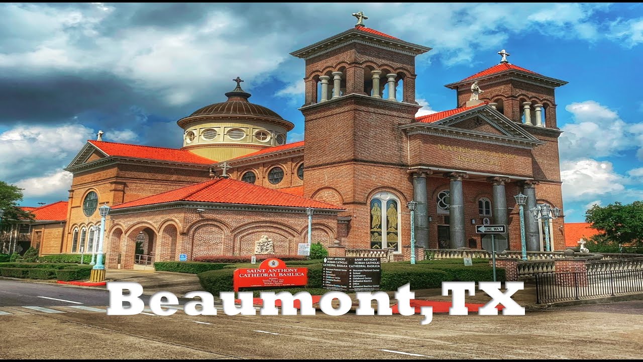 Immersive street-level walking tour through Beaumont Downtown, United States, showcasing authentic urban landscapes, local architecture, and the vibrant atmosphere of the city's neighborhoods