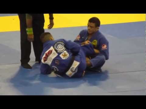 Carlos Vieira Holanda - IBJJF European Open 2013 - Black Adult - Light Feather