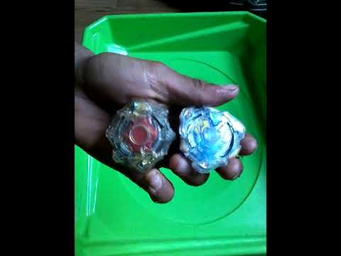 Valkyrie Wing Accel vs Spriggan Spread Fusion - Beyblade Burst