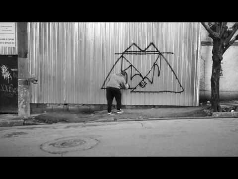 In Action 004 - Sliks, Mudo and Skola in São Paulo. (Graffiti documentary).