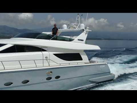 BLUE ICE | Uniesse 72