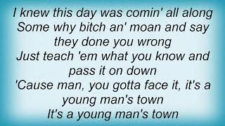 Vince Gill - Young Man&#39;s Town Lyrics