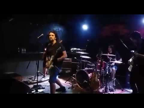 THE SHOW - Crimson Colt - Rocksound  11/08/2018