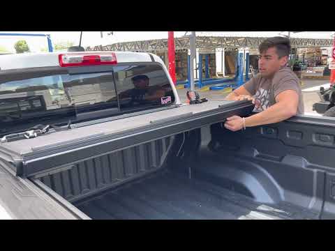 Chevy Colorado Tonneau Cover: BAKFLIP MX4 Truck Bed Cover