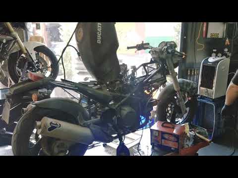 Install Ignitech Tcip4 On Ducati Monster 600 смотреть онлайн на