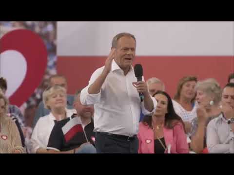 Donald Tusk mówi, że rząd osłabił pozycję Polski w NATO