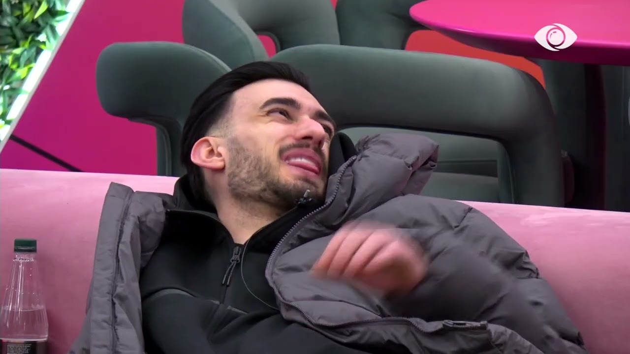 Ne edhe duke qëndruar i ngacmojmë ata/ Miri bisedon me Kristin