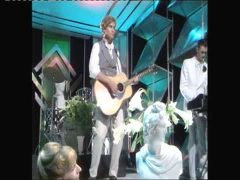 John Foxx - Europe After The Rain ( Top Of The Pops - 3rd Sept 1981 )