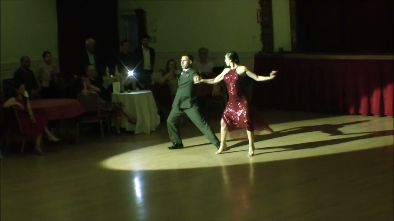 Ariel Leguizamón y Yésica Esquivel at Vecher Tango November 01 2025 Video 3