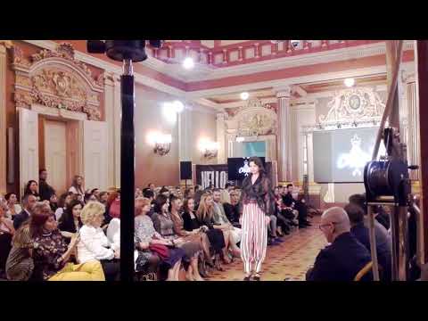Hello style fashion show