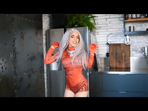 Cape Town - Flori del Pino (Official Video)