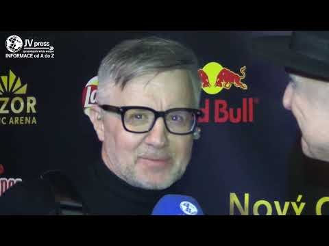 Zpěvák Petr Kotvald rozvášnil své fanoušky v mostecké music aréně Nový Obzor