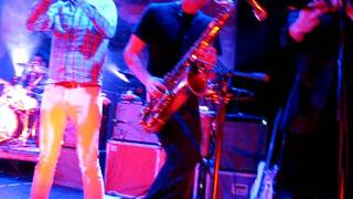 Broken Social Scene Live in Ottawa - Art House Director (Horns)