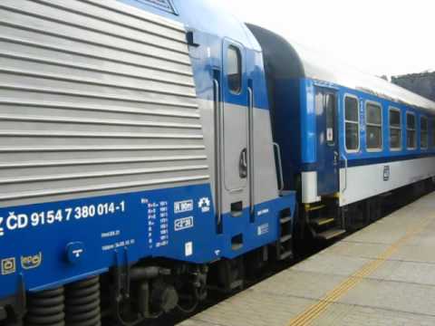 Odjezd vlaku R 619 Chomutovka ze stanice Ústí nad Labem hlavní nádraží