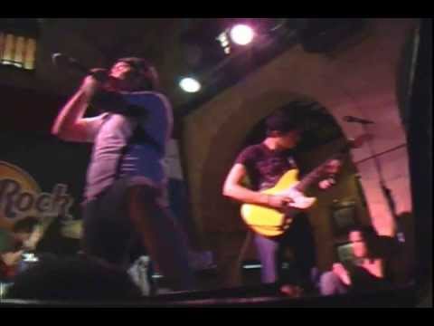Flora Yield - NEW Song (Live at Hard Rock Cafe San Juan)