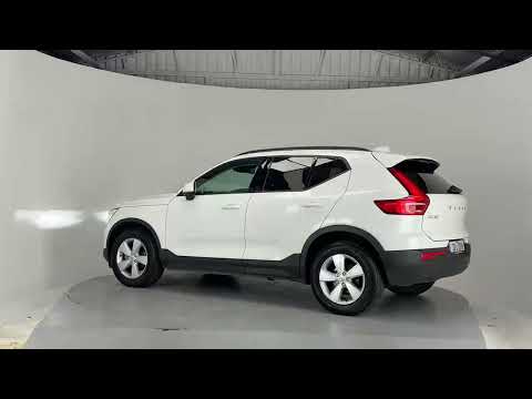 Volvo XC40 T3**DIGITAL DASH**TOUCH SCREEN MEDIA DI - Image 2