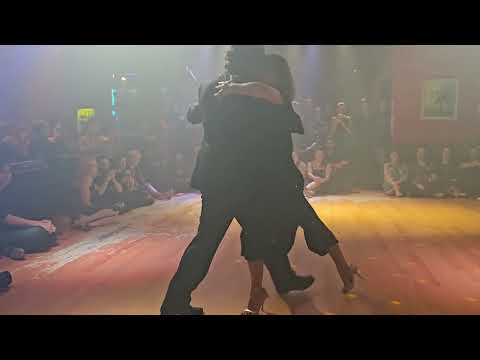 Federico Naveira and Sabrina Masso at Mujercitas Tango Festival (1 of 2)