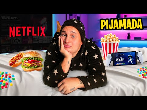 WE'RE HAVING A SLEEPOVER WITH FRIENDS || Tomi Medina