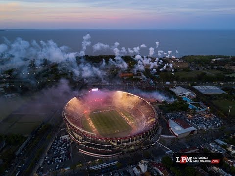 "IMPRESIONANTE: recibimiento River vs. Lanús - Drone - Copa Libertadores 2017" Barra: Los Borrachos del Tablón • Club: River Plate • País: Argentina